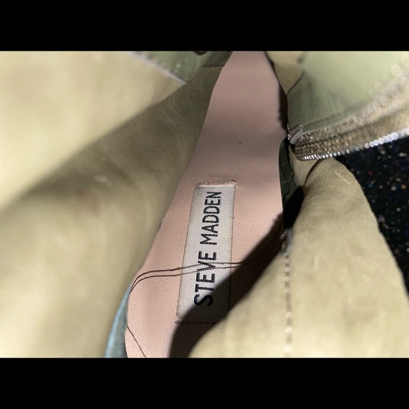 Steve Madden side zipper booties - Picture 4 of 5